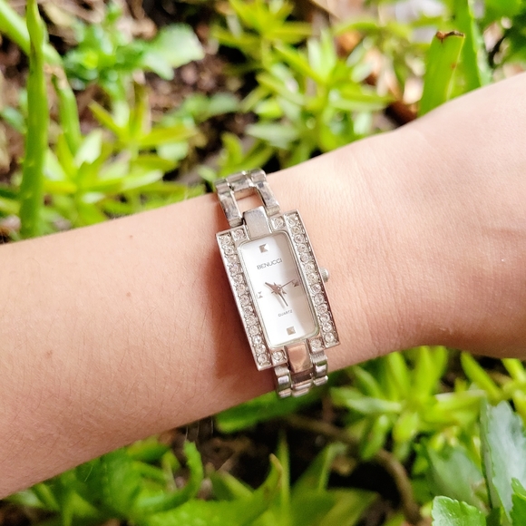 Classic Benucci Quartz Silver Rhinestone Watch - Picture 3 of 9